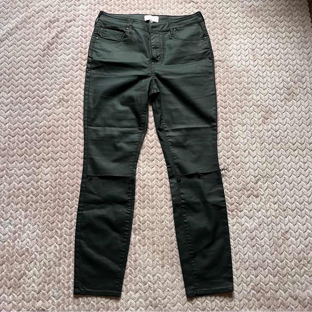 Kendal & Kylie sz30 black coated distressed skinny jeans from pac sun